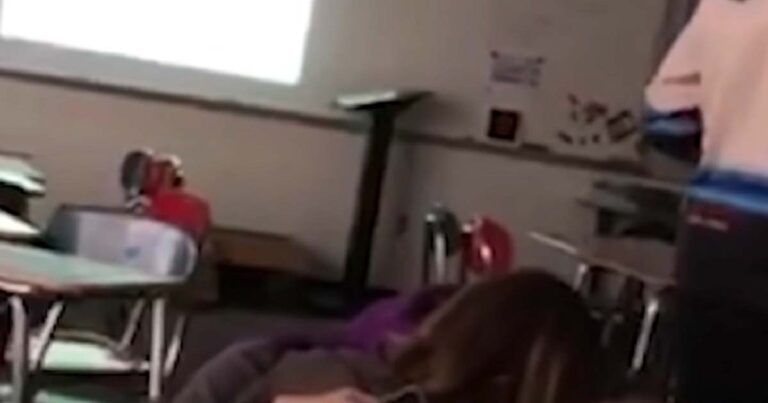 6-åring skjuter klasslärare med illegalt vapen: nu rasar många mot domen